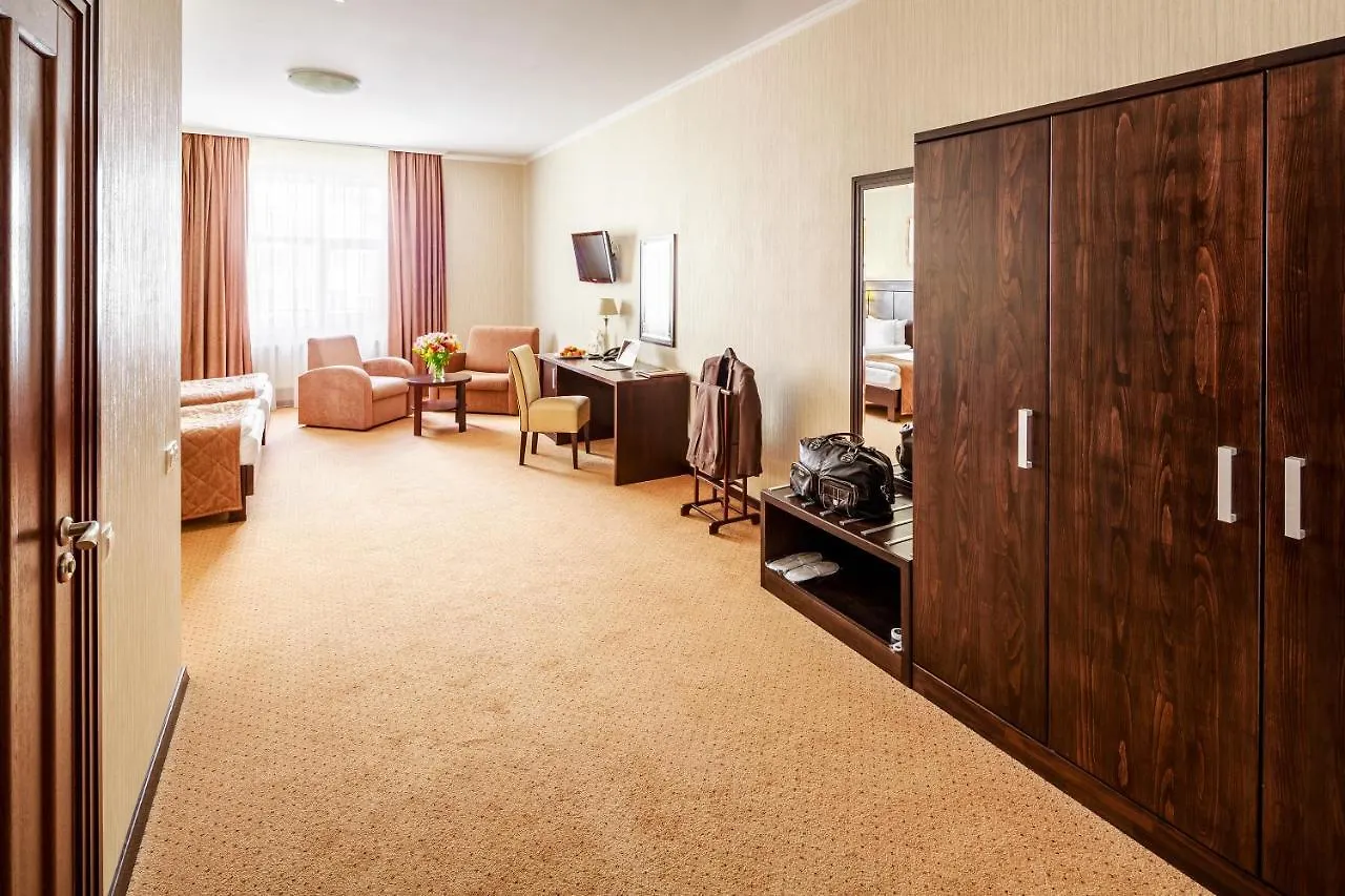 Taurus Hotel&SPA Lvov