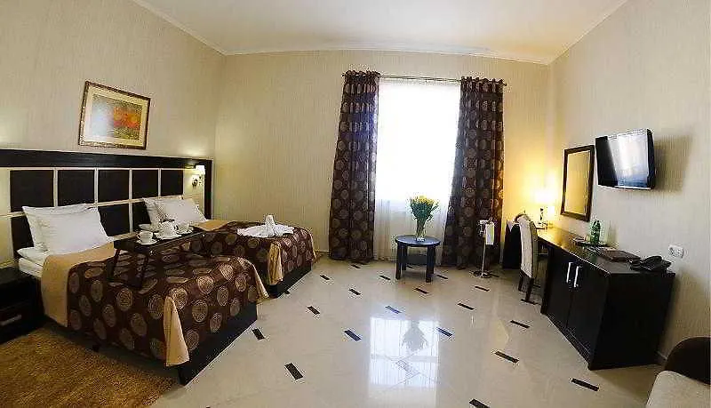 Taurus Hotel&SPA Lvov 4*,